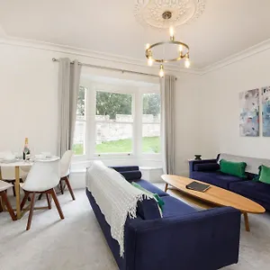 Fishergate Luxury Town House- Close To Centre Holiday home