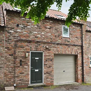 Biggan Mews Holiday home