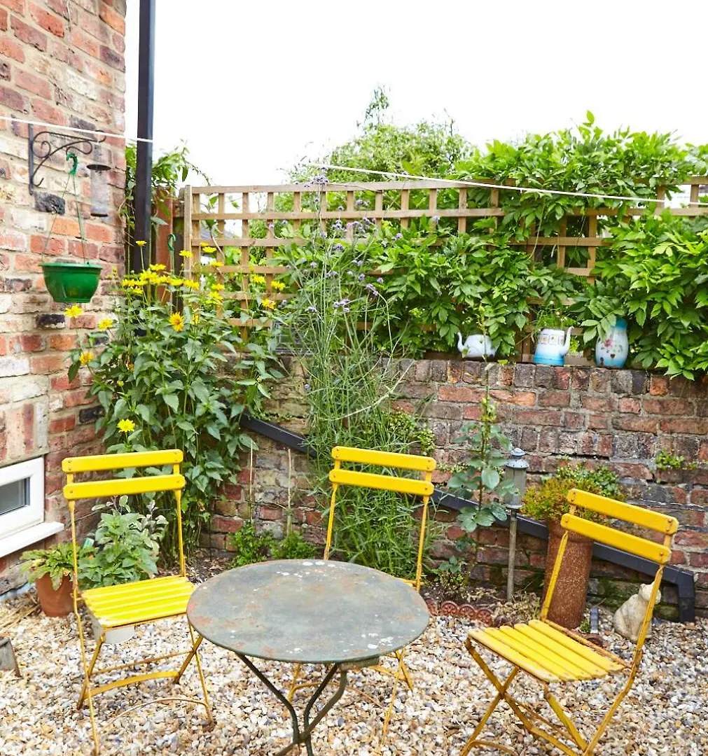 Holiday home St Catherines Place York